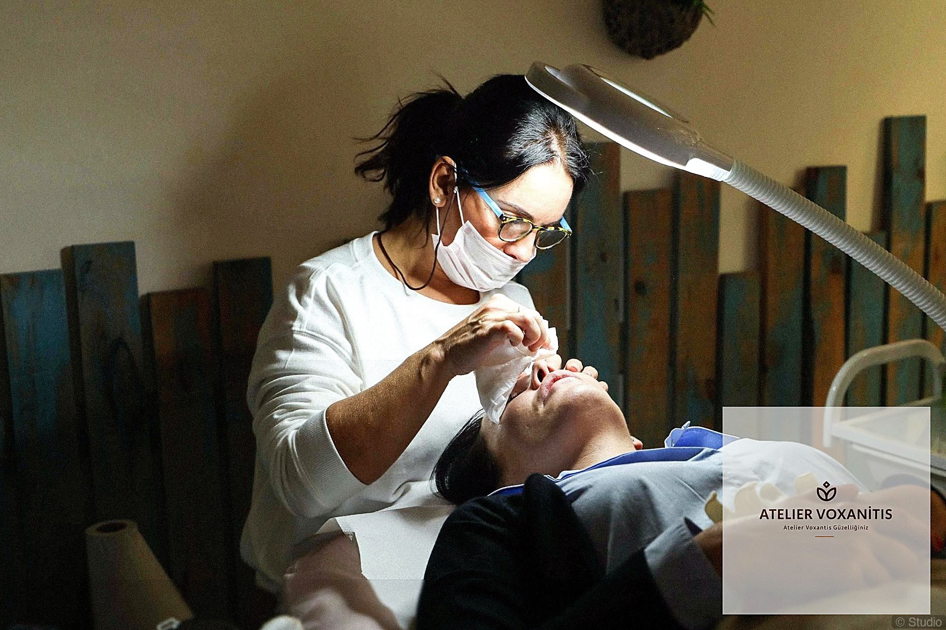Hydrafacial Teknolojisi ile Cilt Yenilenmesi: Atelier Voxanitis Farkıyla